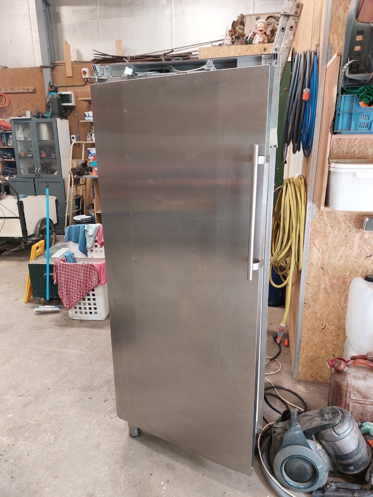 Grote RVS Koelkast 583L -  defect, Ophalen