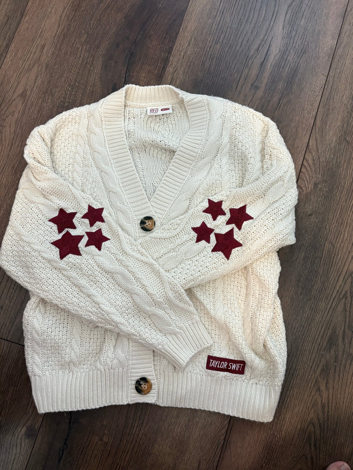 Taylor Swift RED Cardigan MD/LG, Kleding | Dames, Truien en Vesten, Ophalen of Verzenden, Zo goed als nieuw, Maat 38/40 (M), Beige