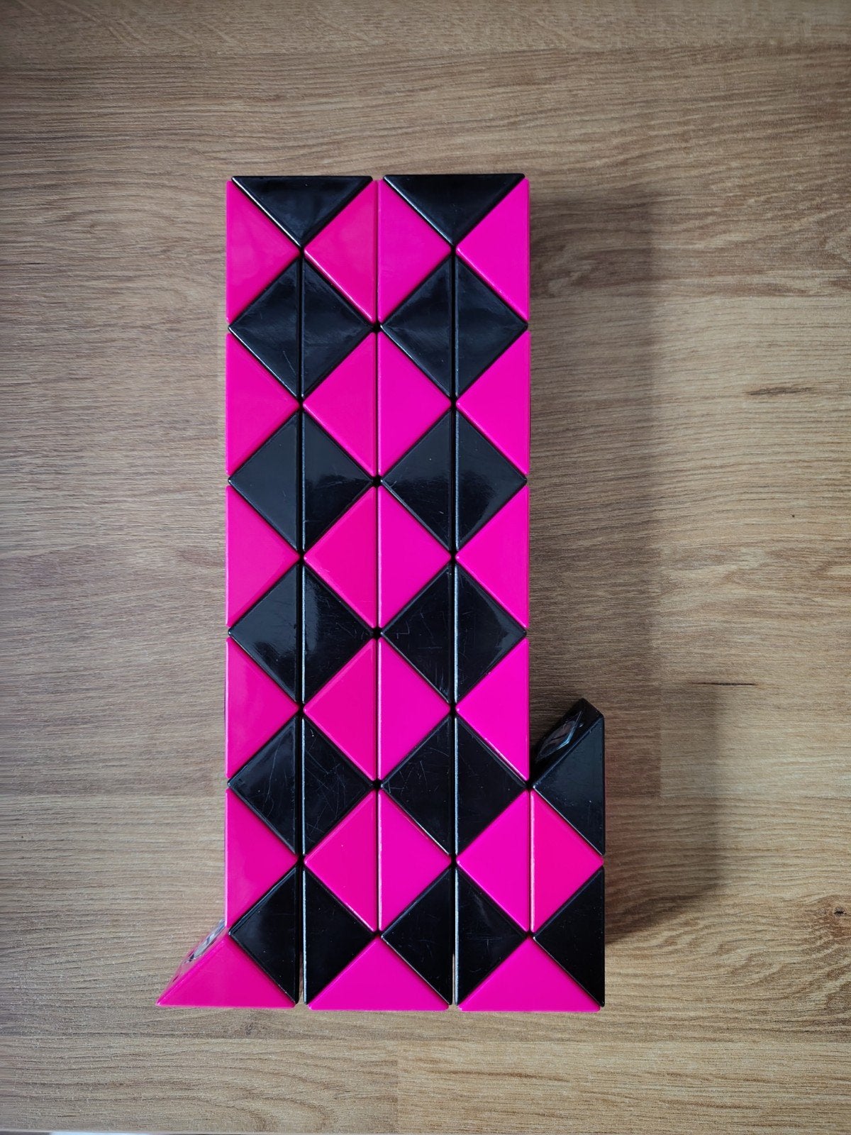 Rubik's Snake - Roze en Zwart, Ophalen