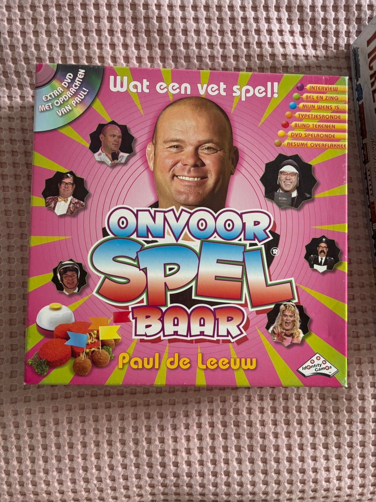 Onvoorspelbaar Paul de Leeuw, Ophalen of Verzenden, Zo goed als nieuw