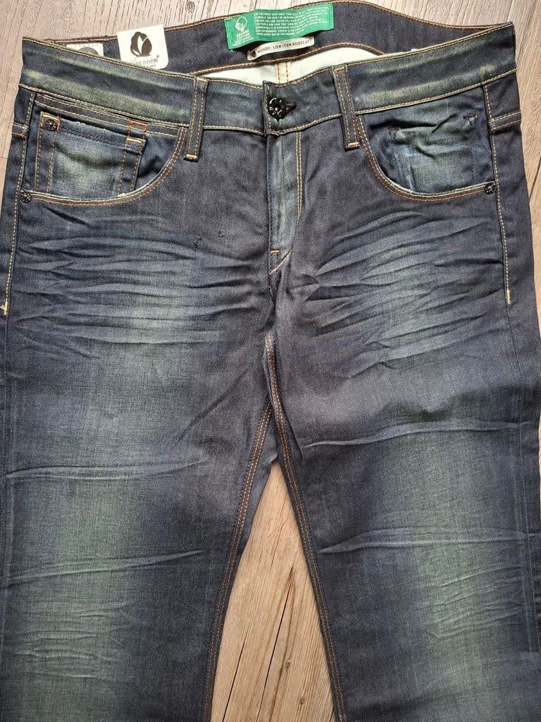 KUYICHI Wendy low bootcut jeans W32 L32, Kleding | Dames, Spijkerbroeken en Jeans, Blauw, KUYICHI, Nieuw, Ophalen of Verzenden