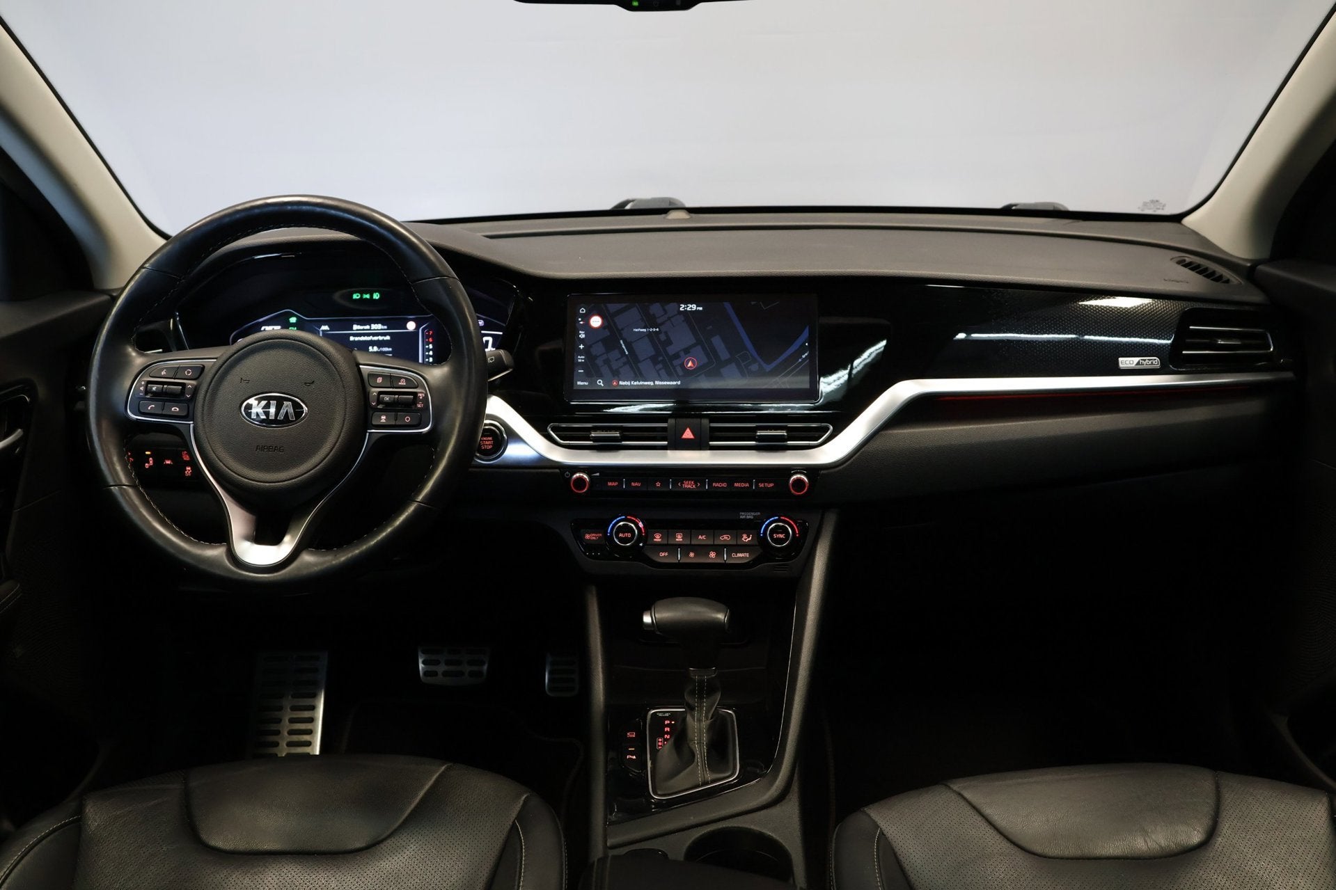 Kia Niro 1.6 GDi Hybrid ExecutiveLine |Pano|Stoelkoeling|Mem, 8 kWh, Gebruikt, Blauw, Bedrijf