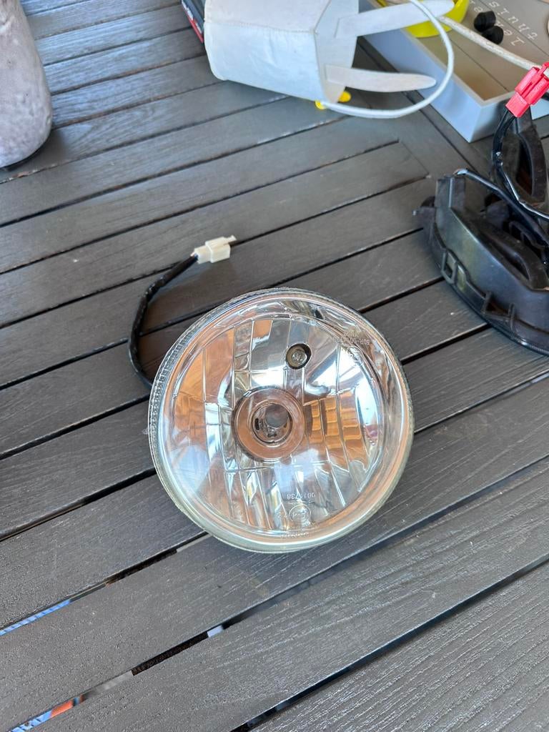 Koplamp gts toscana, Fietsen en Brommers, Brommeronderdelen | Scooters, Ophalen of Verzenden, Koplamp, Overige merken