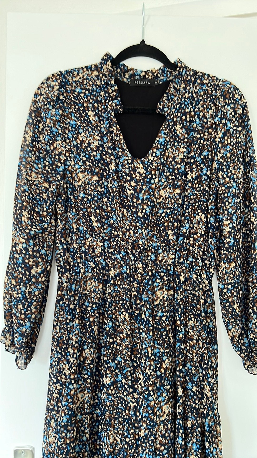 Maxi jurk. Merk Pescara. Kleurgemeleerd blauw., Maat 38/40 (M), Blauw, Ophalen of Verzenden, Zo goed als nieuw