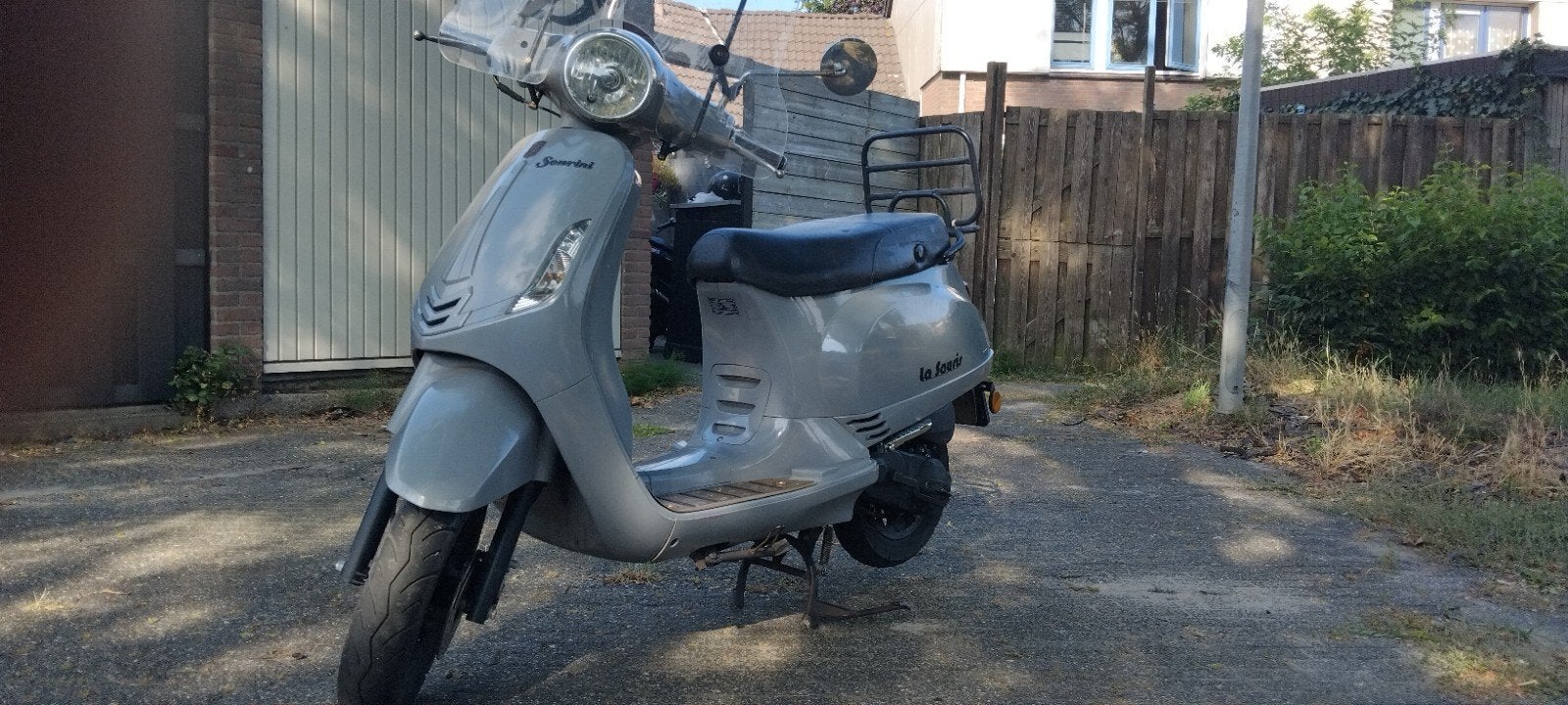 La souris sourini 2018 - geel kenteken, Fietsen en Brommers, Gebruikt, Benzine, Ophalen, Overige merken