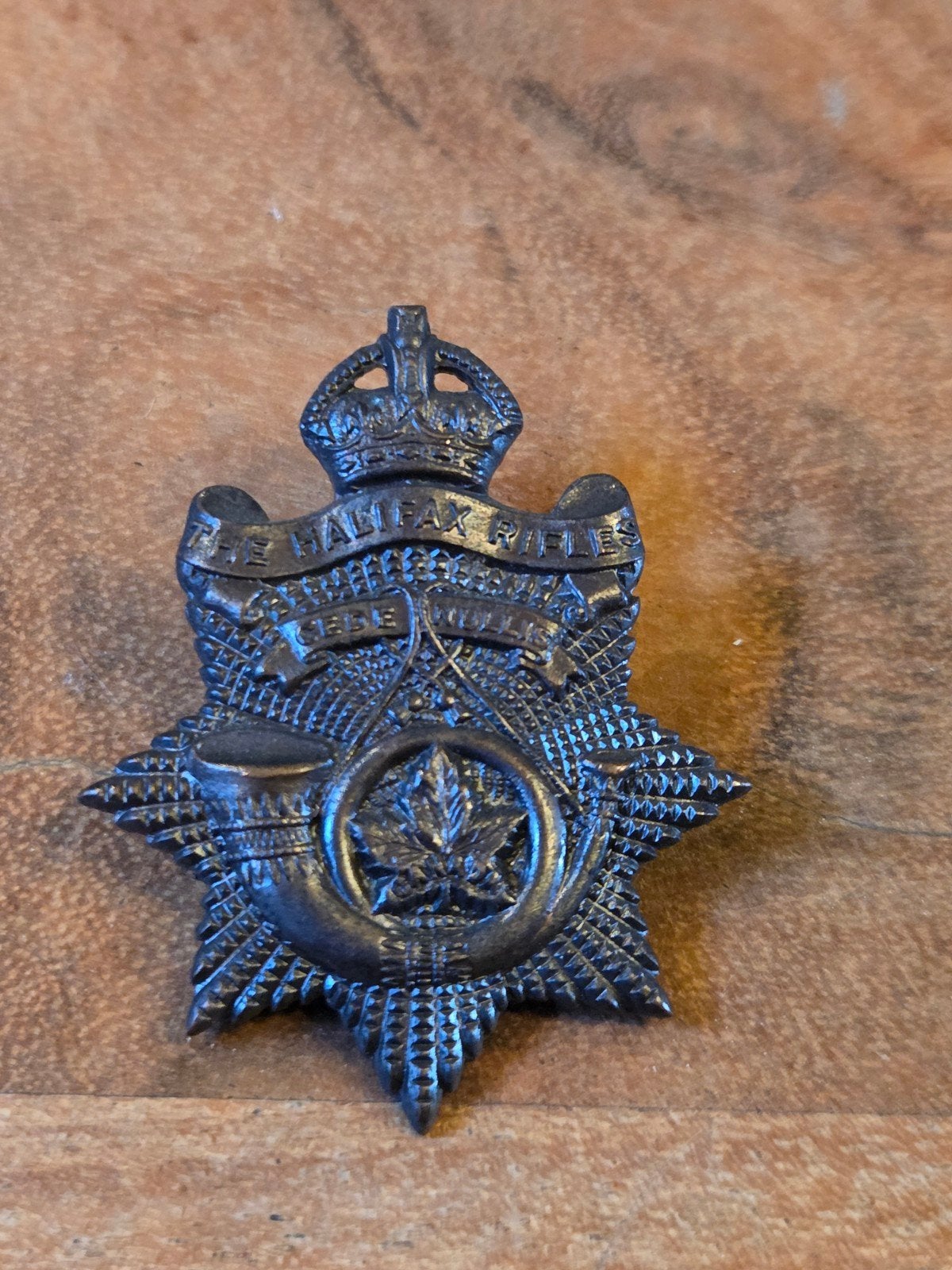 wo2 halifax rifles, Ophalen of Verzenden, Landmacht, Overige gebieden, Embleem of Badge