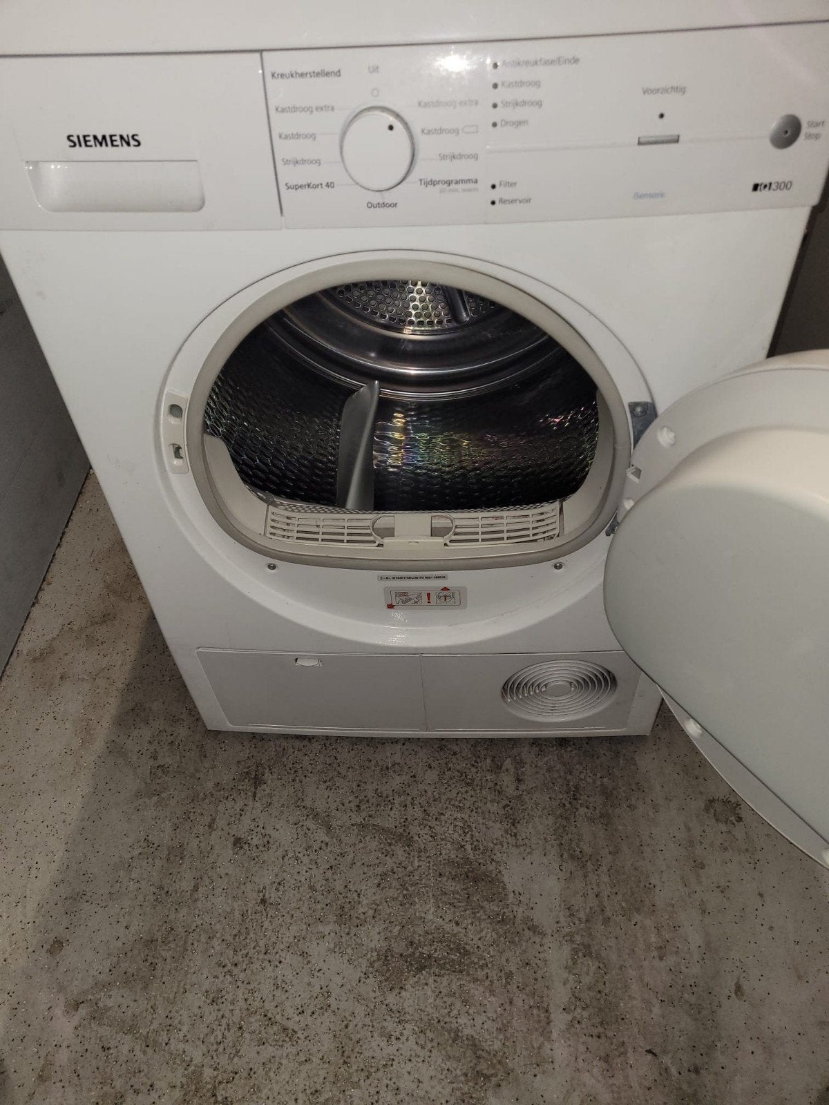 Siemens condensdroger, 6 tot 8 kg, Ophalen, Condens, 85 tot 90 cm