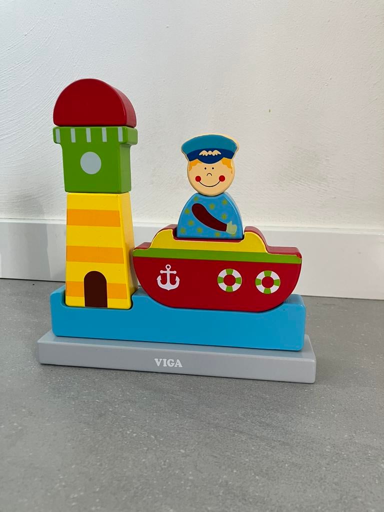 Viga houten stapelspeelgoed vuurtoren, Ophalen, Zo goed als nieuw