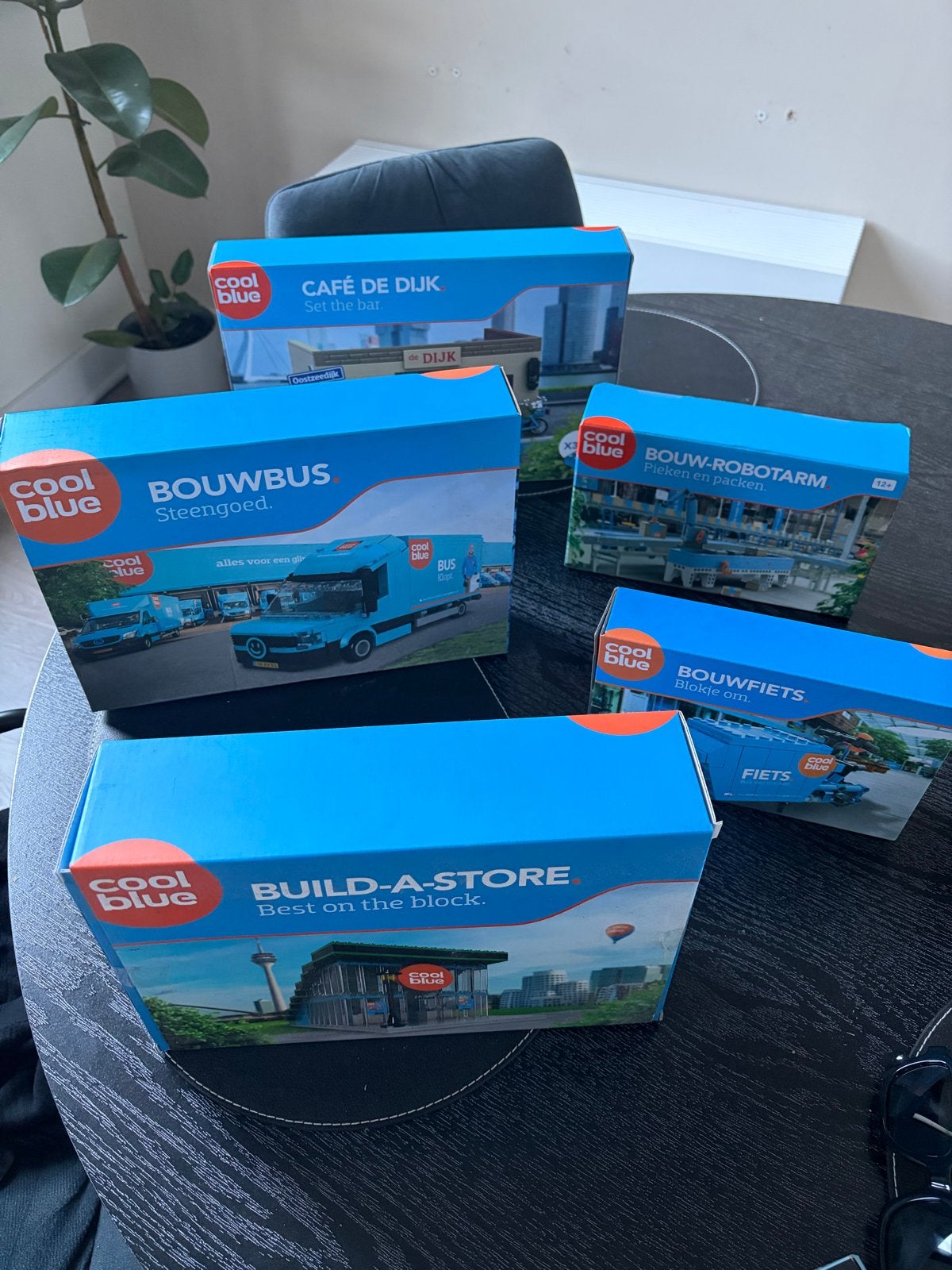 Coolblue Bouwsets: Café, Bus, Robotarm, Fiets & Store, Ophalen, Nieuw, Overige merken
