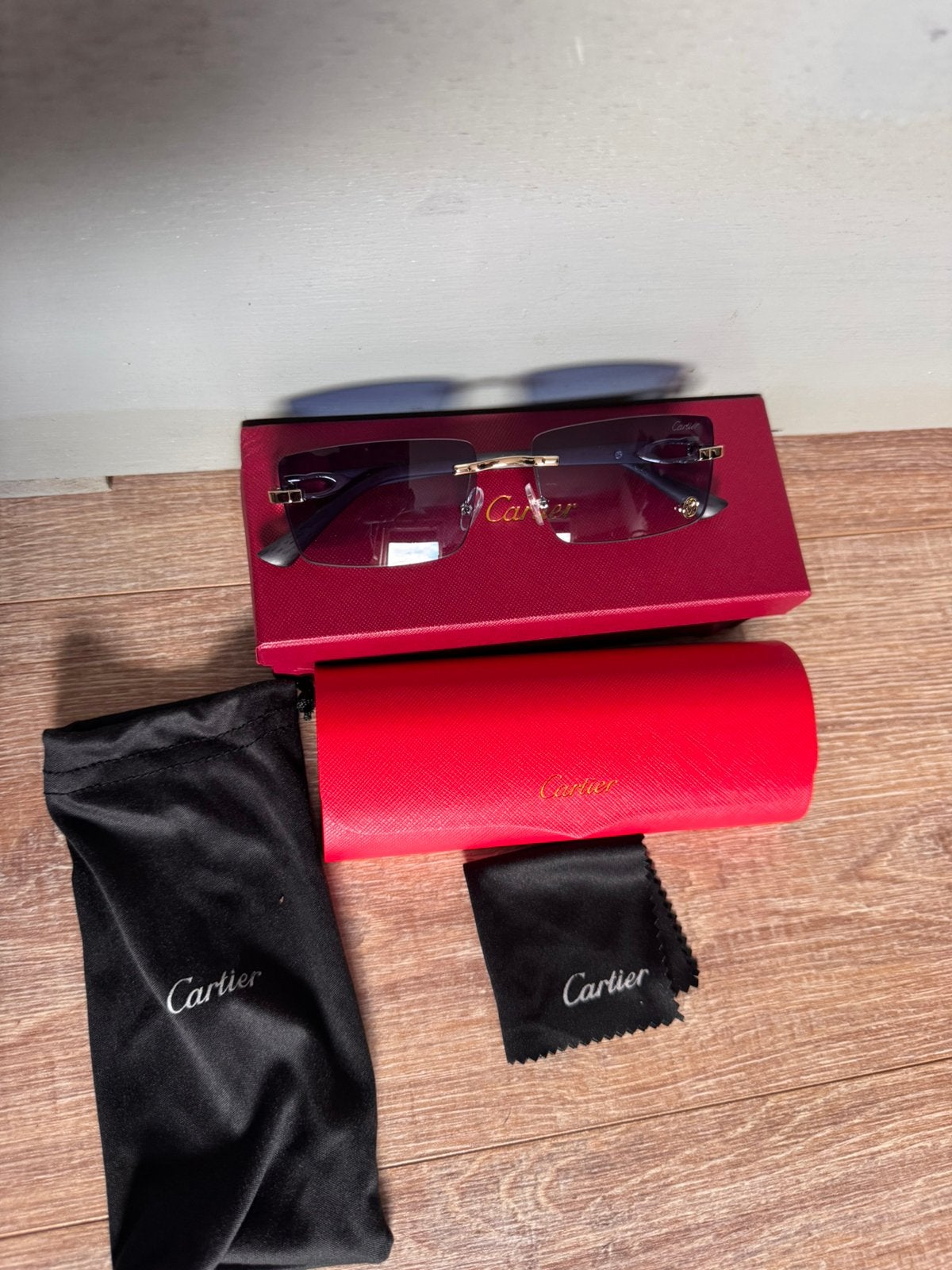 Cartier luxe zonnebril, Overige merken, Zonnebril, Zwart, Nieuw