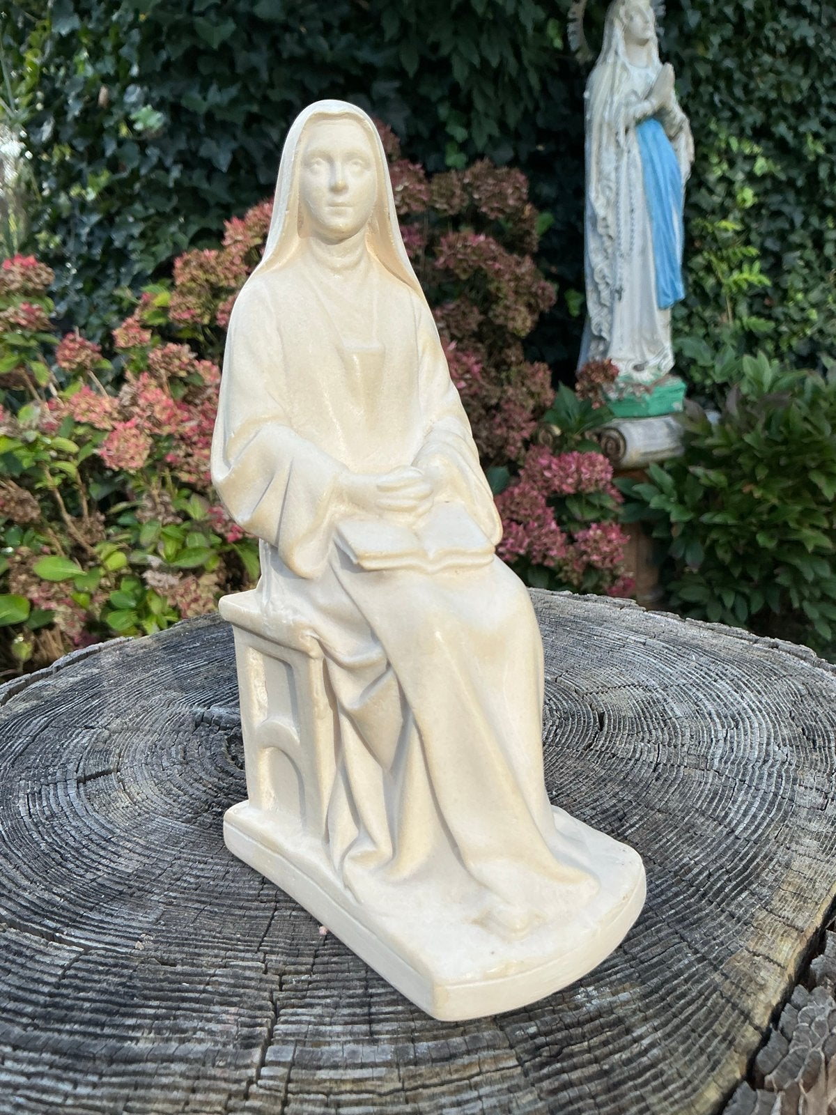 Uniek heiligenBeeld ❤️ zittende H. Theresia van Lisieux, Antiek en Kunst, Ophalen of Verzenden
