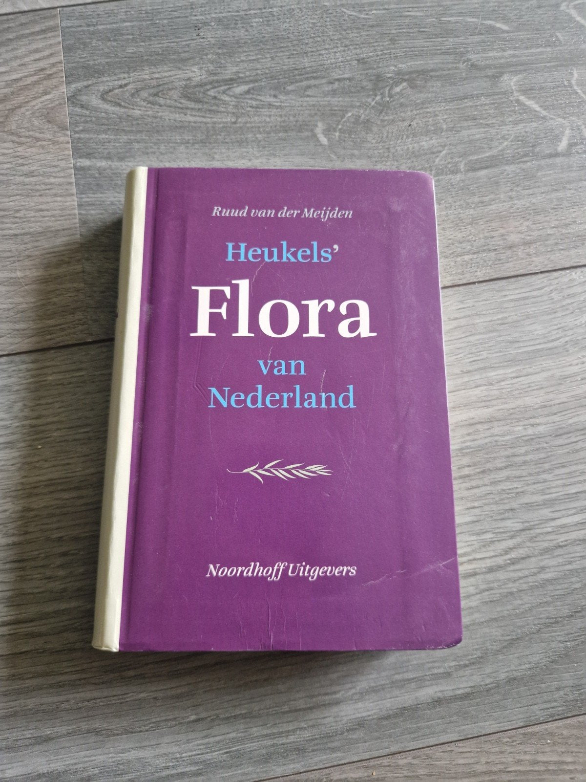 Heukels' Flora van Nederland - R. van der Meijden - 23e druk, Boeken, Natuur, Ophalen of Verzenden, Gelezen, Bloemen, Planten en Bomen