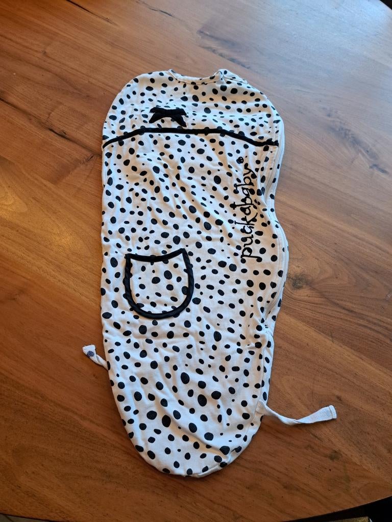 Puckababy Piep inbakerslaapzak 0-3 maanden stippen, Ophalen of Verzenden, Zo goed als nieuw, Minder dan 70 cm, Bakerzak of Bakerdoek