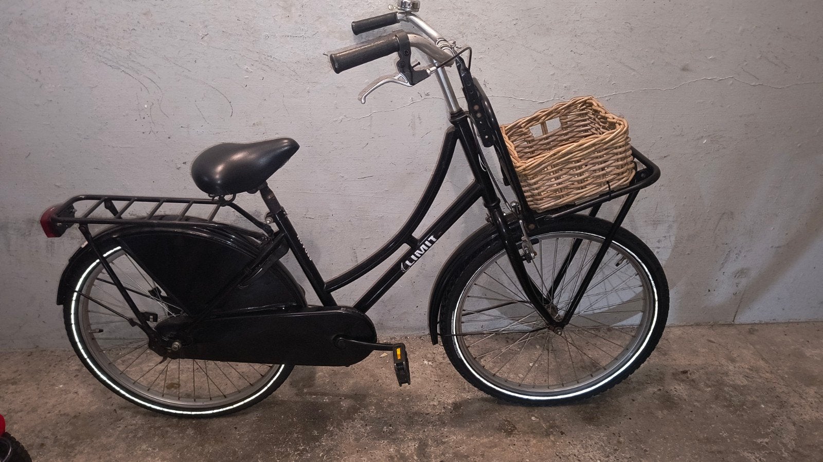 Meidenfiets meisjesfiets kinderfiets omafiets 24inch Limit, Fietsen en Brommers, Ophalen, Terugtraprem, 20 inch of meer, Limit