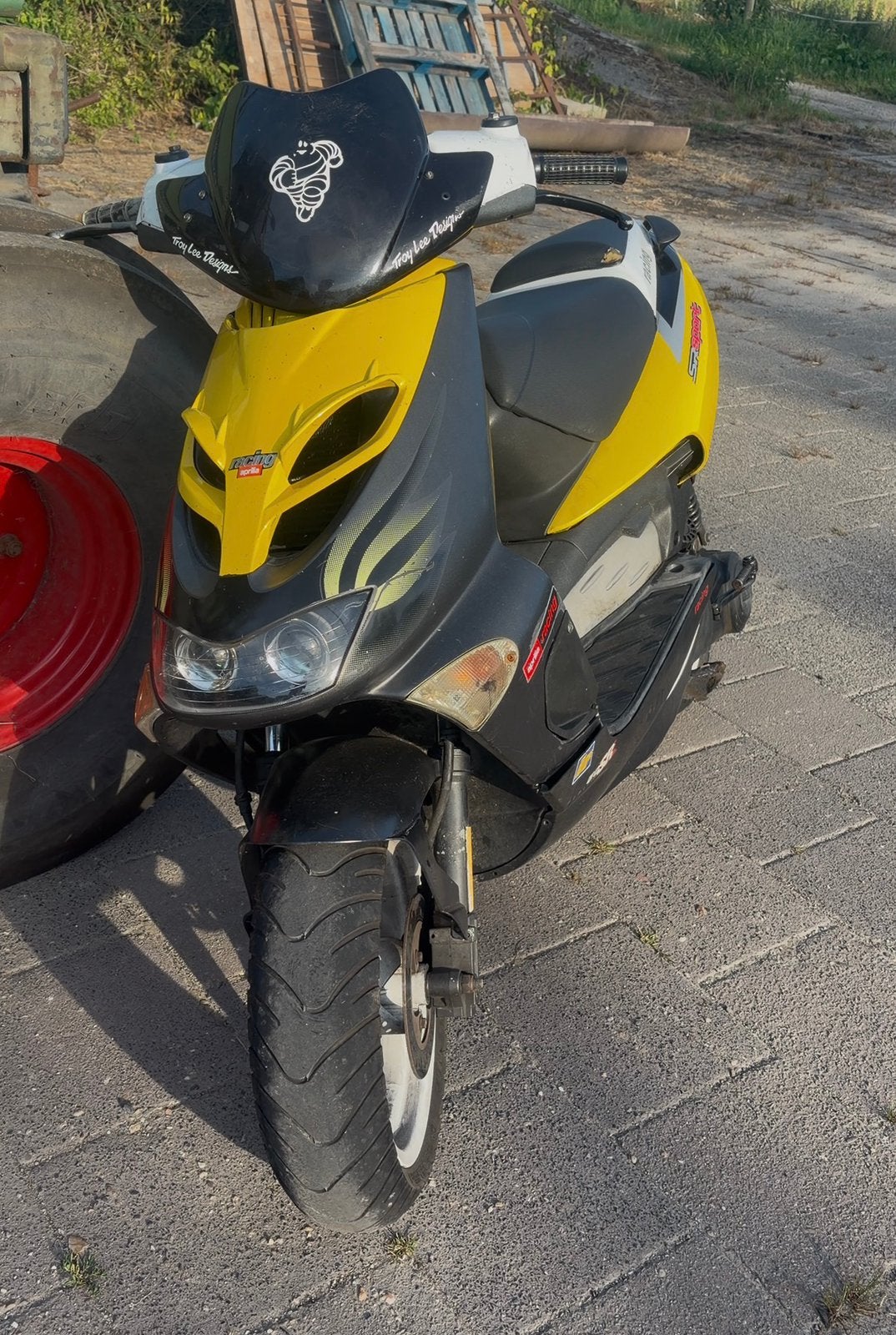 Aprilia Sr 70cc, Fietsen en Brommers, Scooters | Aprilia, Ophalen, Gebruikt, Maximaal 45 km/u, SR 50