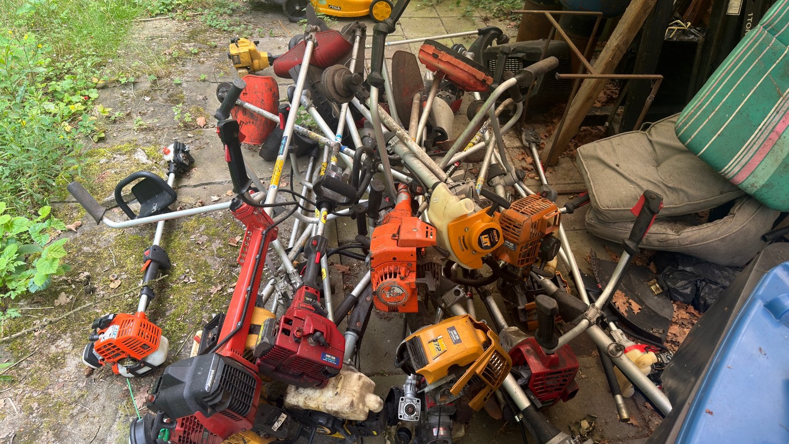 Partij van 20 bosmaaiers voor onderdelen of reparatie, Tuin en Terras, Ophalen, Gebruikt, Benzine