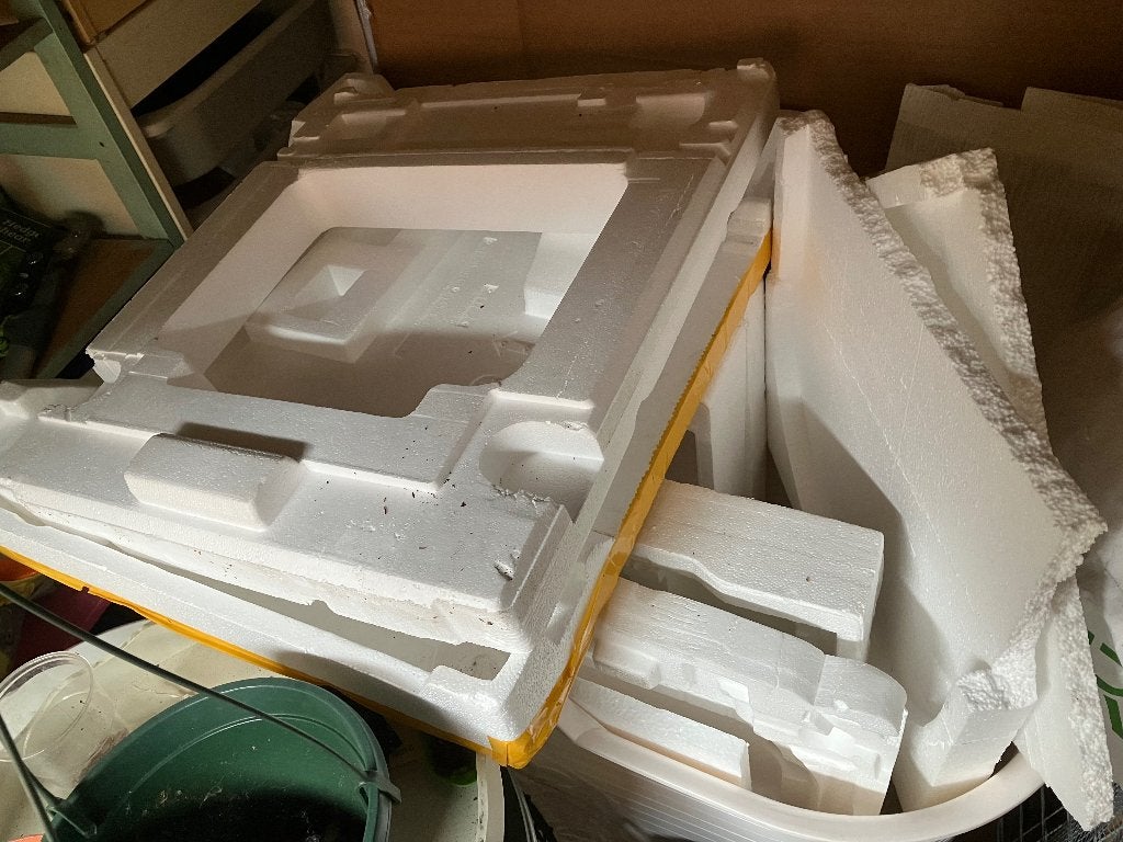 Gratis piepschuim, Ophalen, Gebruikt, 12 cm of meer, Minder dan 5 m²