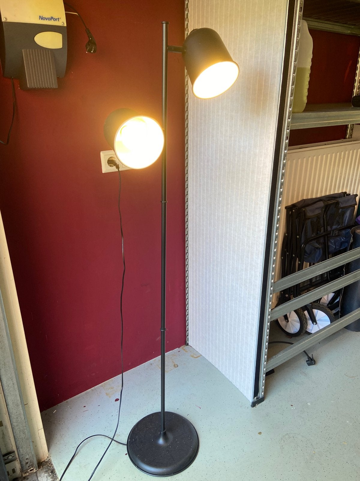 Ikea lamp kloving 2 stuks, Ophalen, Zo goed als nieuw, 100 tot 150 cm
