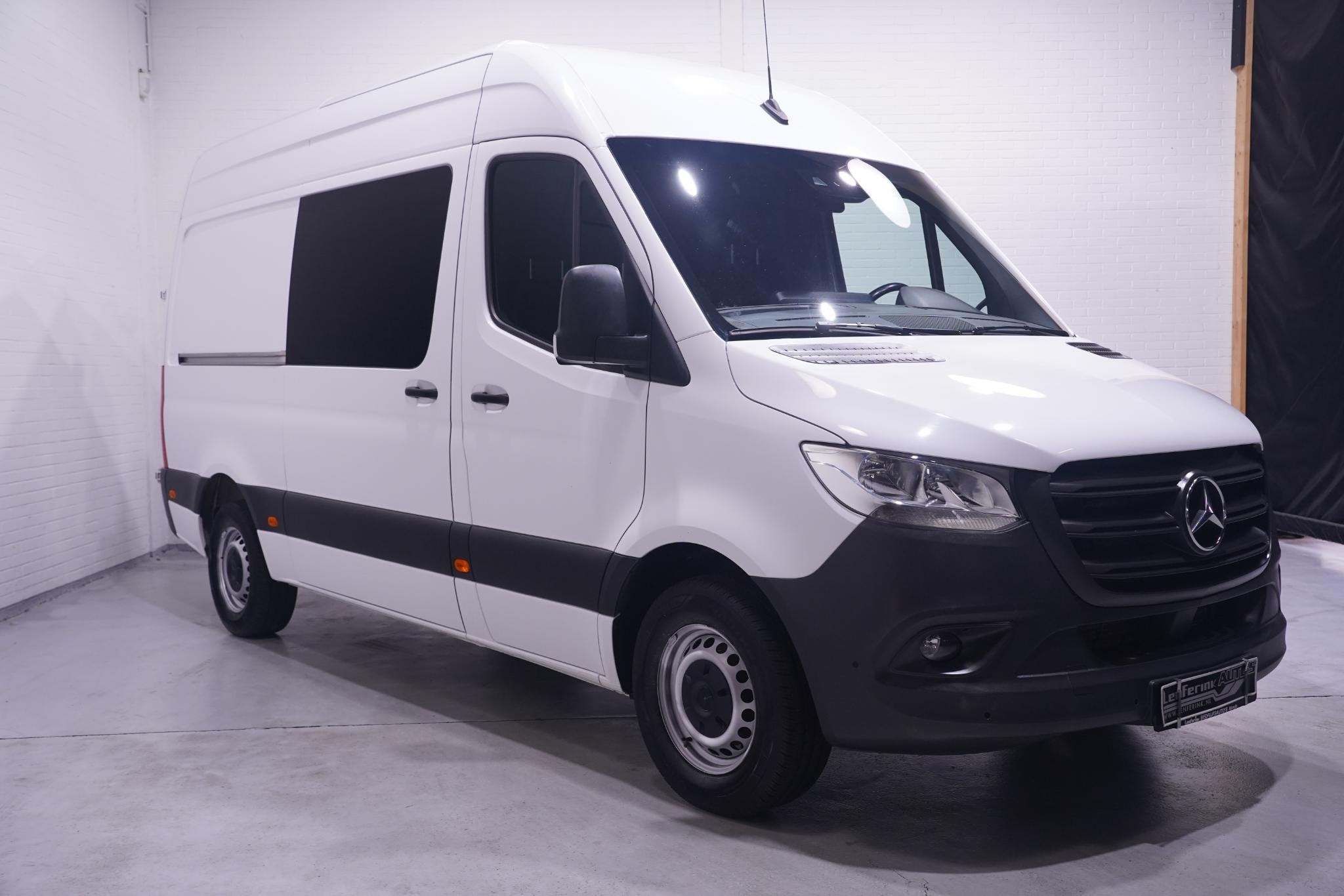 Mercedes Benz Sprinter 317 CDI 170 pk L2H2 Adapt. Cruise Dis, Automaat, 2443 kg, Gebruikt, 4 cilinders
