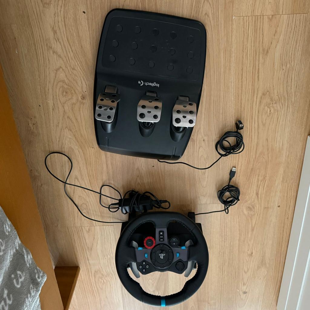 Logitech G29 racestuur met pedalen, Computers en Software, Ophalen of Verzenden, Gebruikt