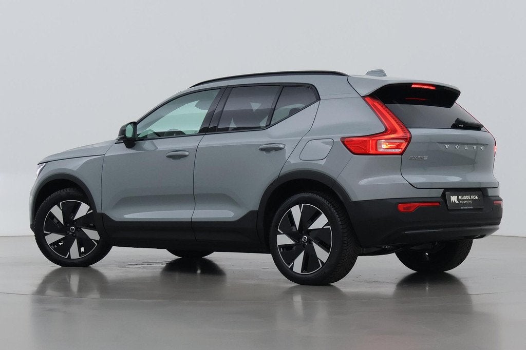 Volvo EX40 Single Motor Extended Range Plus Europa 82 kWh |, Auto's, Volvo, Automaat, Gebruikt, 252 pk, 1975 kg