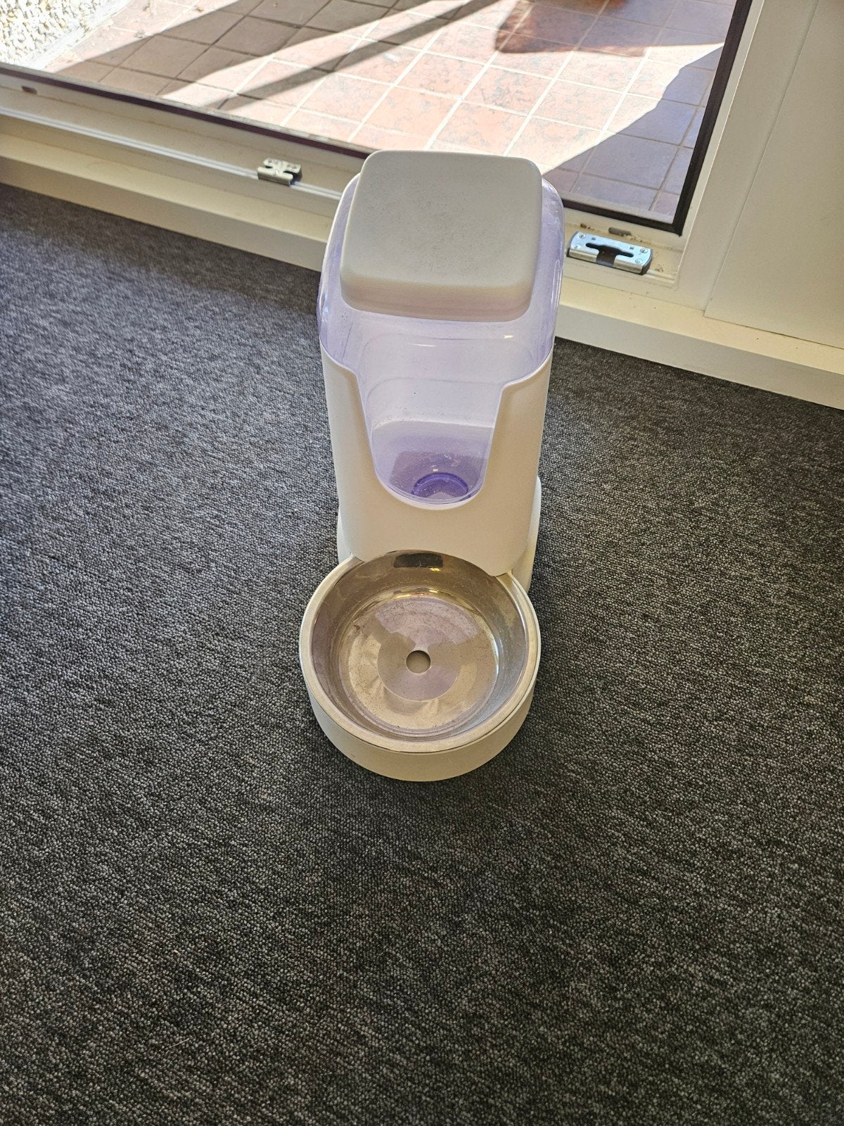 Waterbak voor bijv katten, Ophalen