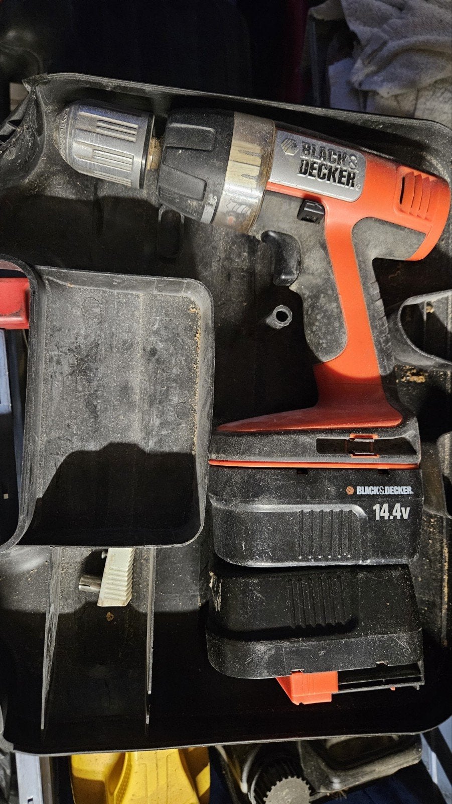 Black & Decker Boormachine, Ophalen of Verzenden, Gebruikt, Minder dan 400 watt, Boormachine