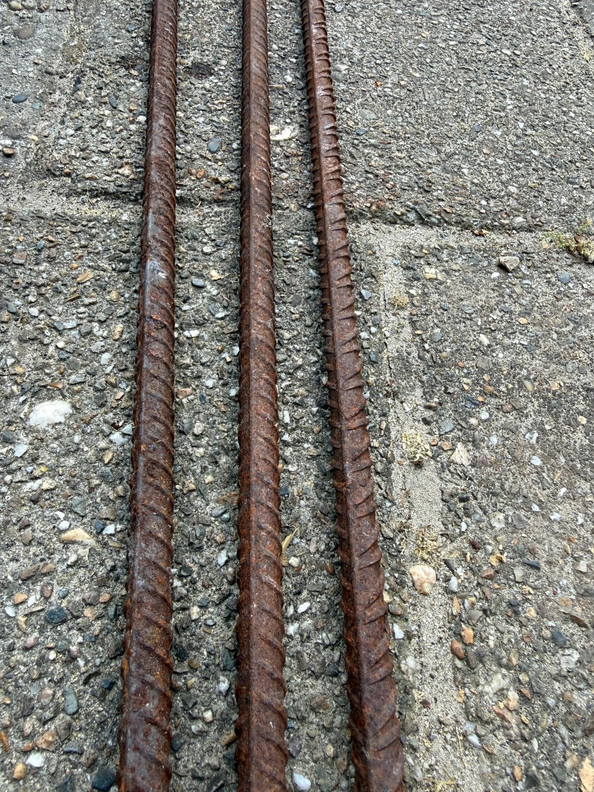 Betonstaal / wapeningsstaal 10mm dik, Doe-het-zelf en Verbouw, Ophalen, Zo goed als nieuw