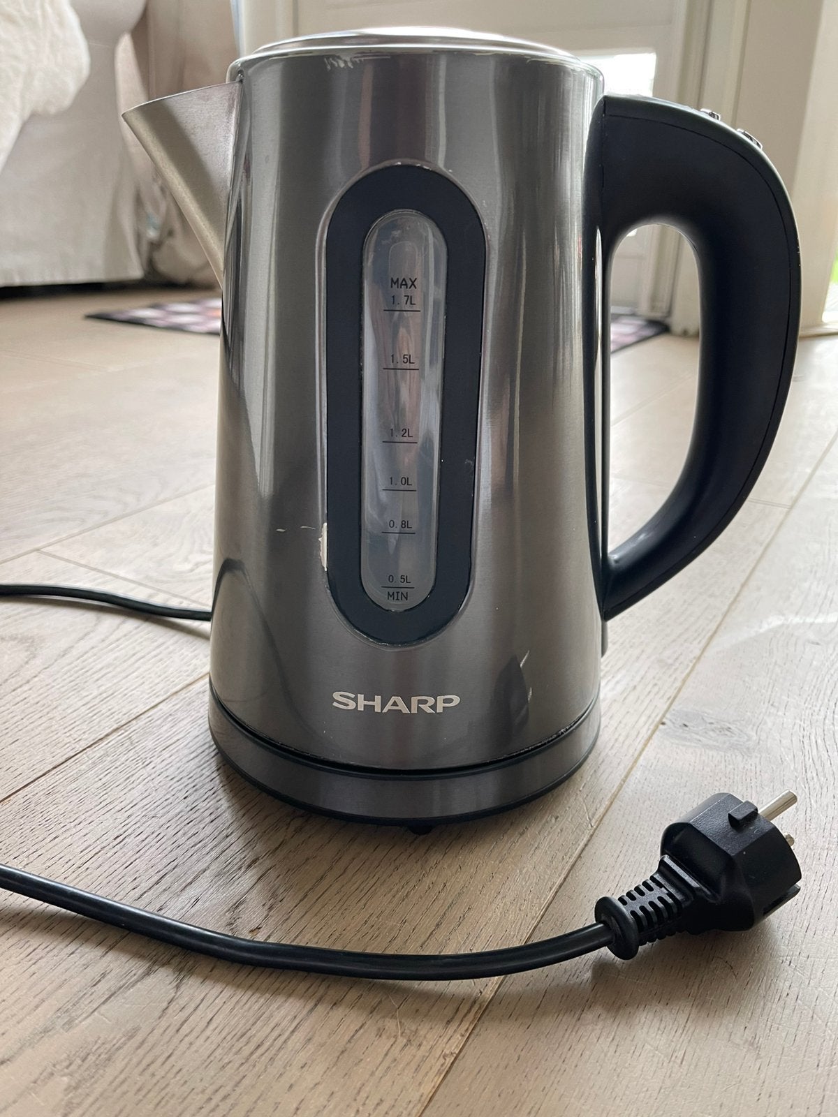 Sharp waterkoker 1,7L meerdere instellingen temperatuur., Witgoed en Apparatuur, Waterkokers, 1 tot 2 liter, Ophalen of Verzenden