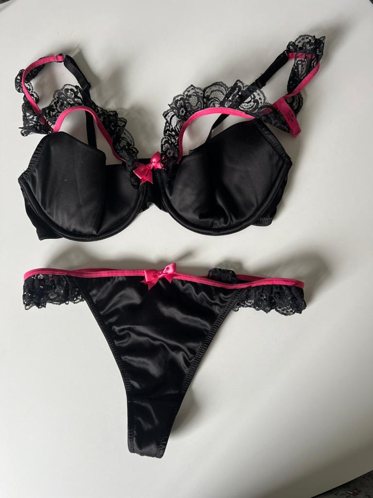 Lingerieset Hunkemöller (nieuw), Ophalen of Verzenden, Zwart, Setje