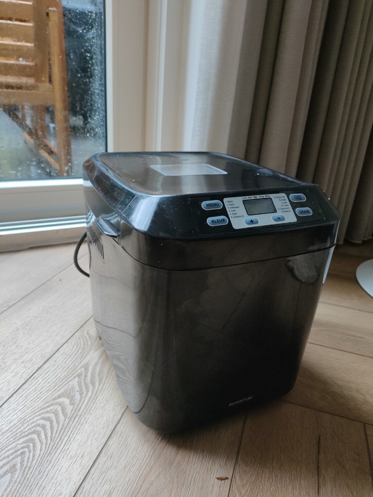 Broodbakmachine Inventum, Zo goed als nieuw, Ophalen, Met timer, Kijkvenster