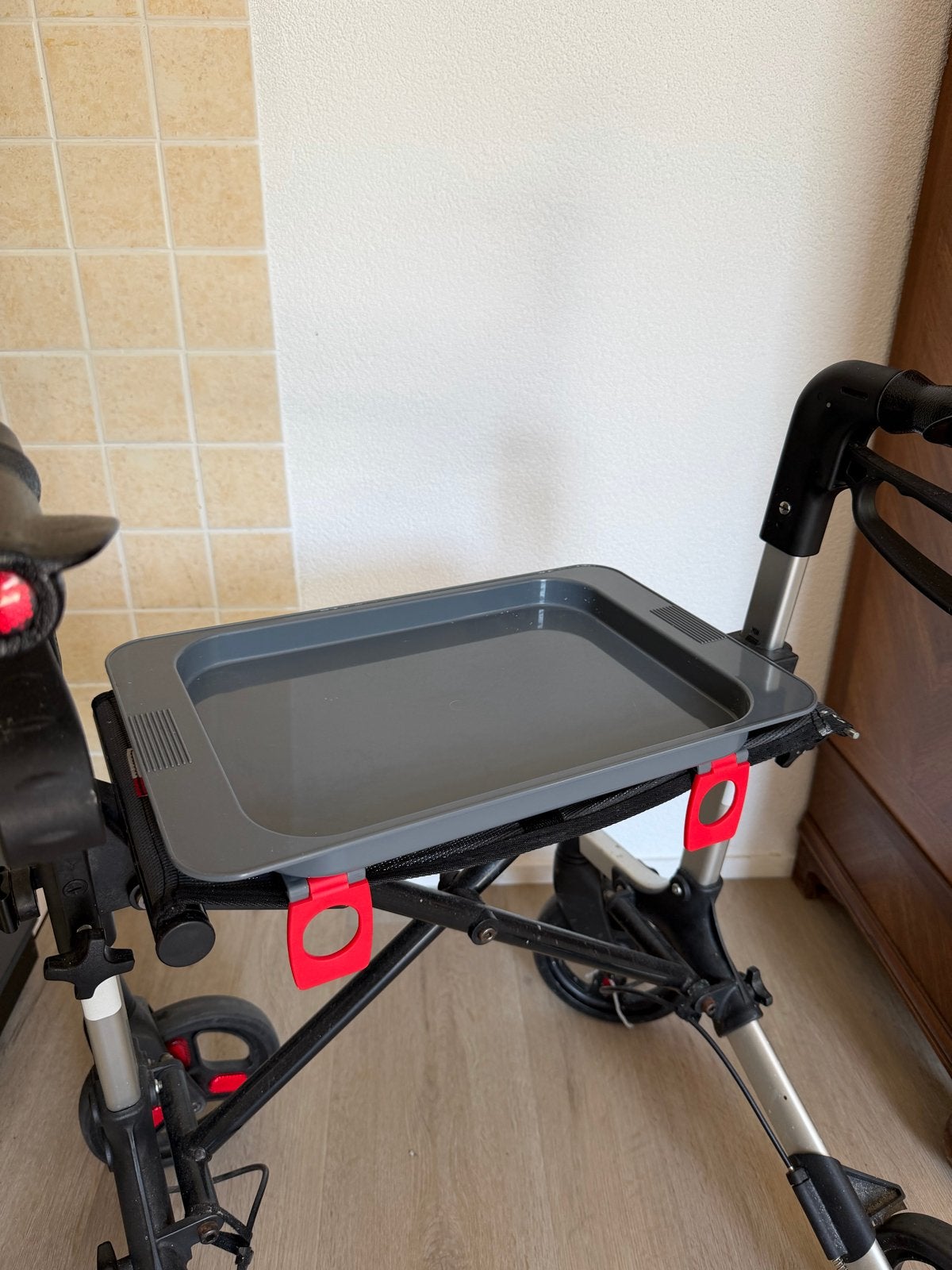 Tafeltje dienblad rollator, Diversen, Rollators, Ophalen, Zo goed als nieuw