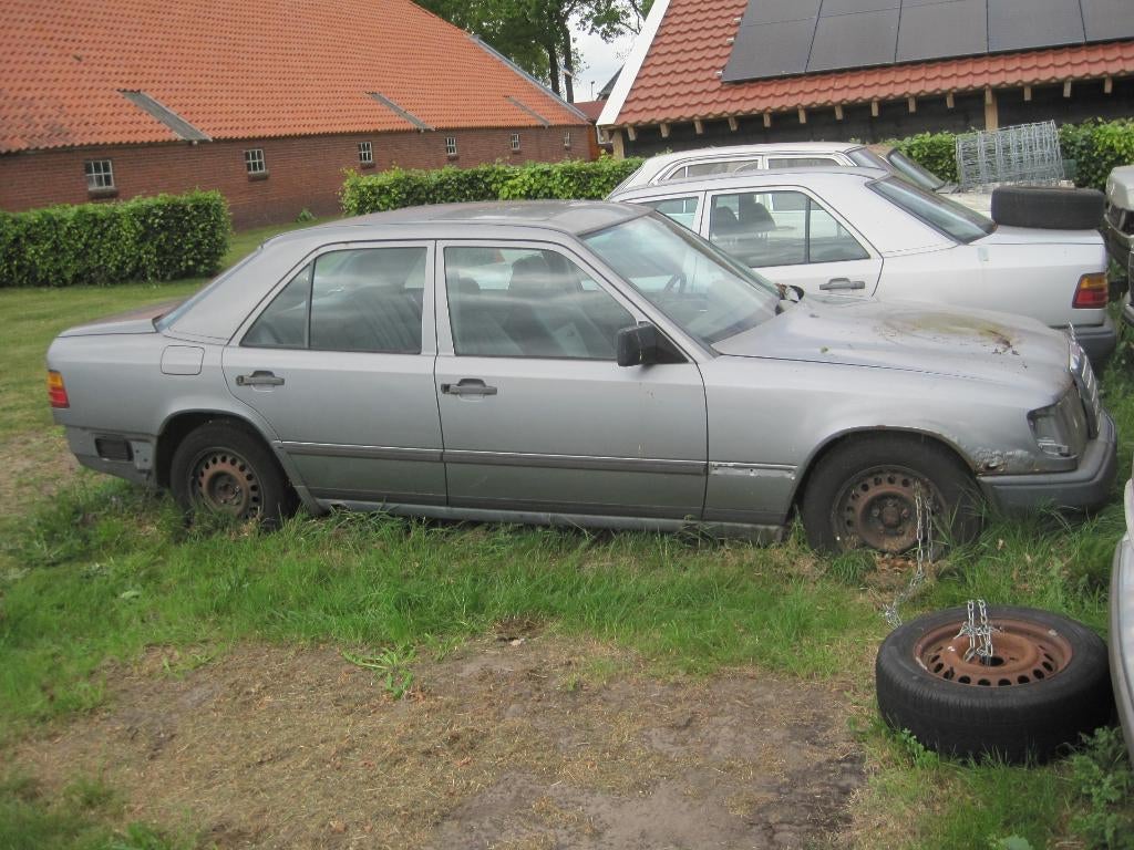 Mercedes W124 230E 1987 voor onderdelen, Auto-onderdelen, Ophalen, Gebruikt, Overige automerken