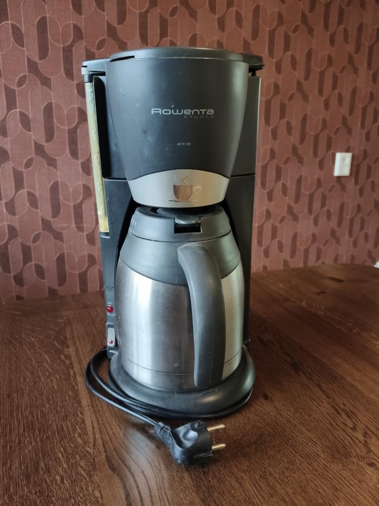 Rowenta Brunch Koffiezetapparaat met thermoskan, Witgoed en Apparatuur, Koffiezetapparaten, Gebruikt, Koffiemachine, Gemalen koffie