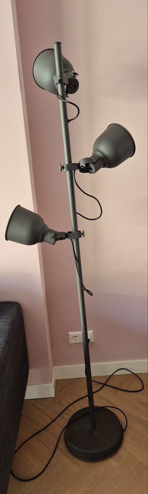 IKEA Hektar Vloerlamp met 3 Spots - Donkergrijs, Ophalen, Gebruikt, Industrieel, Modern, E27 (groot)