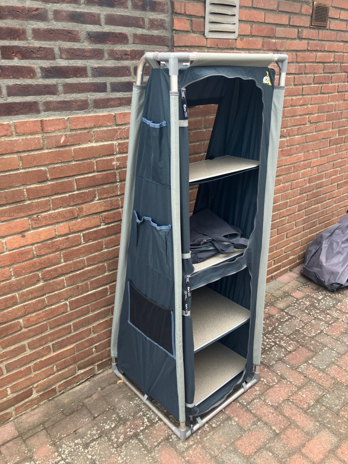 Defa Campingkast met Legplanken en Zijvakken - Gebruikt, Caravans en Kamperen, Ophalen, Gebruikt, Campingkast