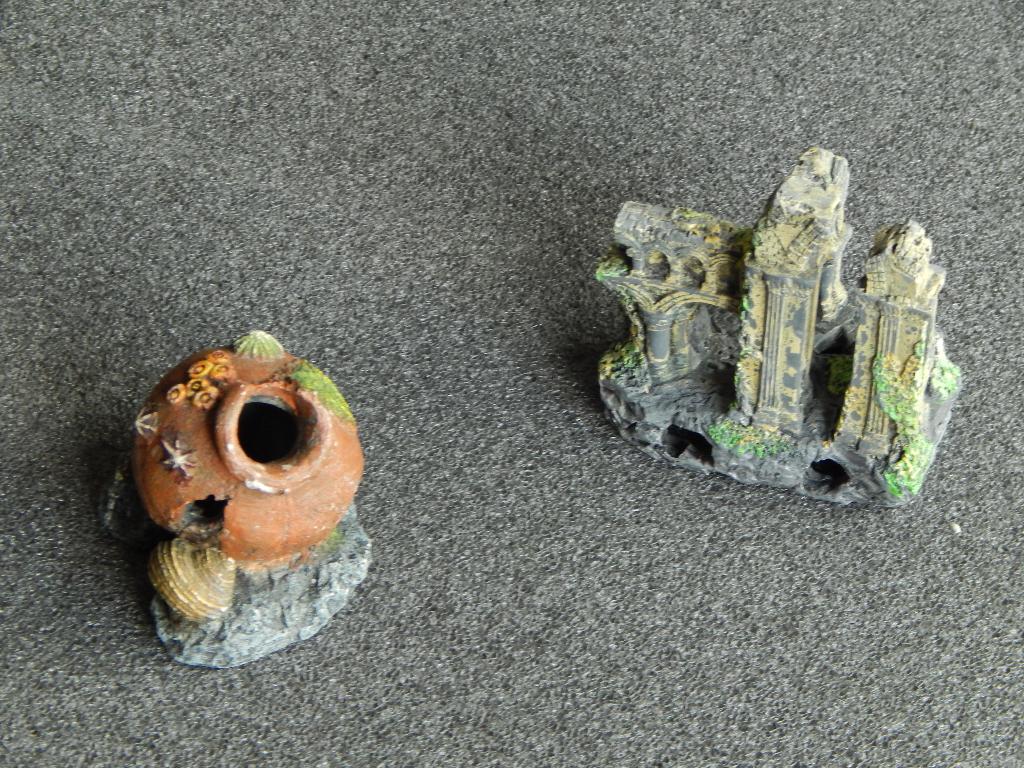 2x aquarium decoratiestuk, Ophalen of Verzenden, Gebruikt, Decoratie