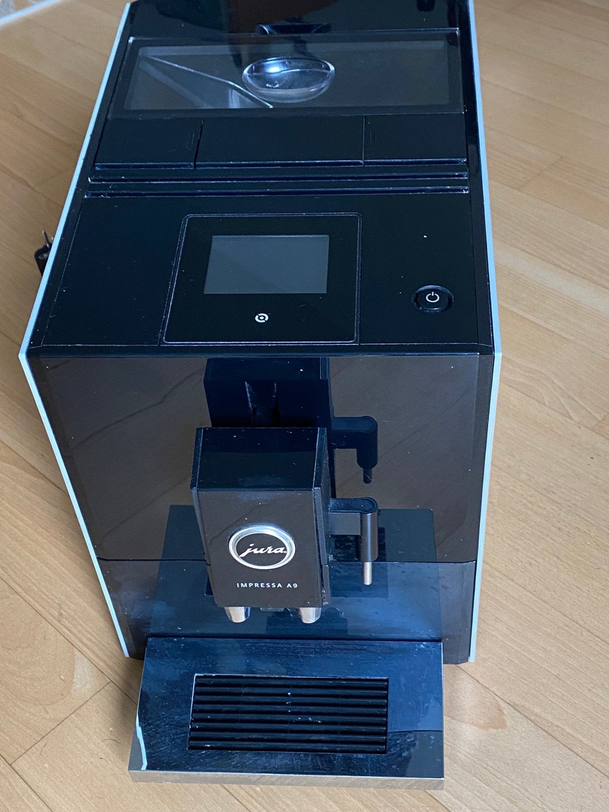 Jura Impressa A9, Witgoed en Apparatuur, Ophalen, Afneembaar waterreservoir, Gebruikt, Koffiemachine