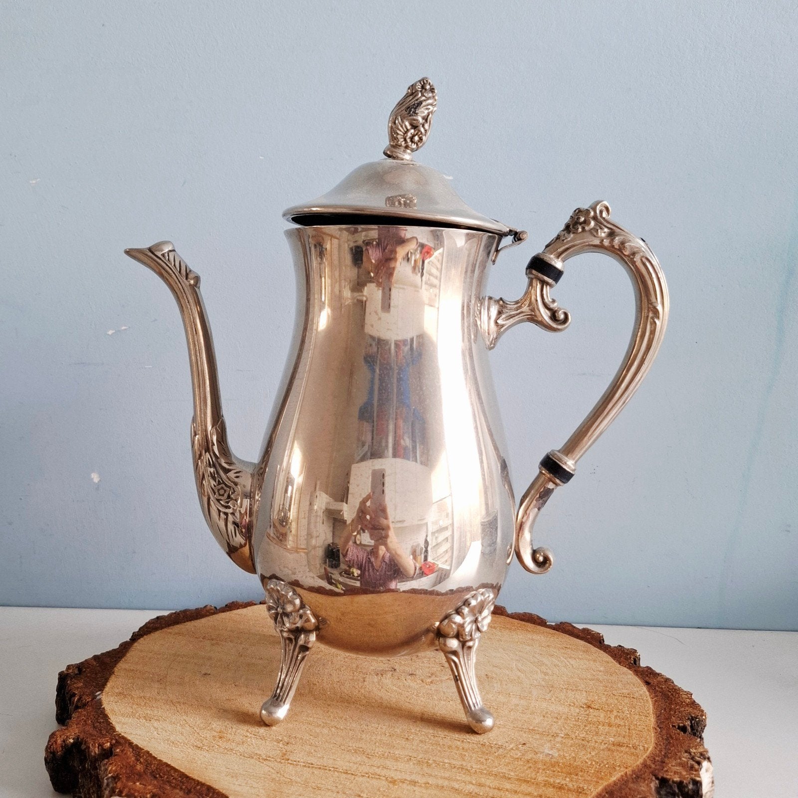 Antieke verzilverde koffiepot met sierlijke details, Antiek en Kunst, Ophalen of Verzenden, Zilver
