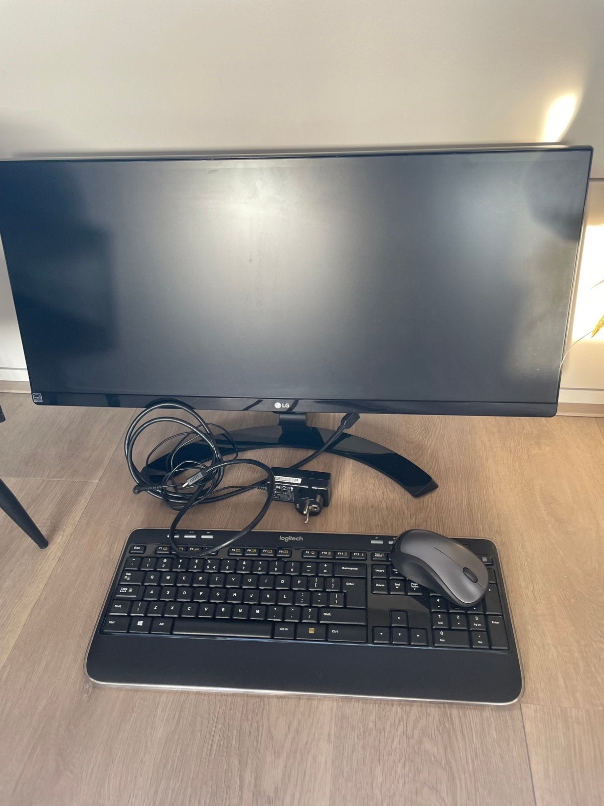 LG 29UM68-P ultra widescreen met toetsenbord, muis en kabel, Computers en Software, Monitoren, IPS, Zo goed als nieuw, Ultrawide