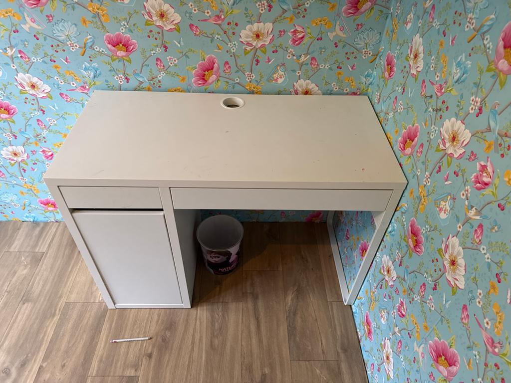 Wit bureau met lades en opbergruimte (72x104x48cm), Huis en Inrichting, Ophalen, Overige typen, Gebruikt, 48 cm