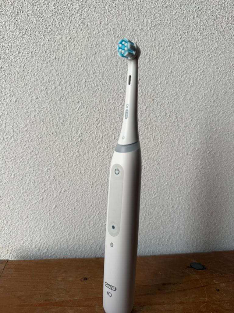 Oral-B iO Series 4 Elektrische Tandenborstel, Witgoed en Apparatuur, Ophalen of Verzenden, Nieuw, Mondverzorging