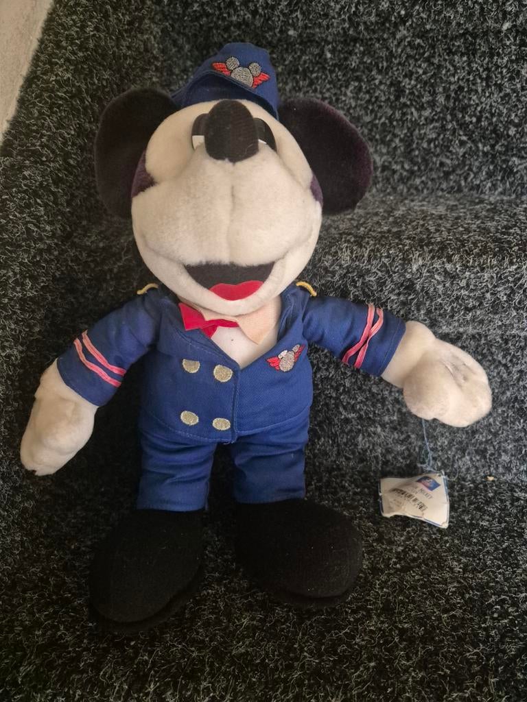 Mickey Mouse knuffel in pilotenuniform, Verzamelen, Ophalen of Verzenden, Mickey Mouse, Zo goed als nieuw, Knuffel