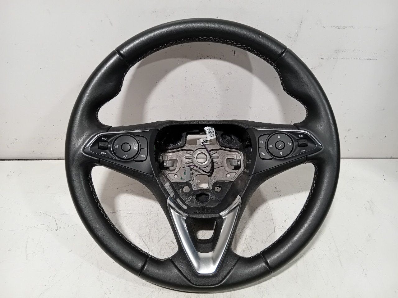 Stuur Opel Grandland, Auto-onderdelen, Besturing, Onderdelen@venauto.nl, Van der Ven Autorecycling B.V., Gebruikt, Ettenseweg 76, 4706 PB Roosendaal, The Netherlands
