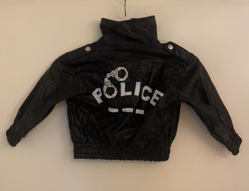 Carnaval politie jasje maat 98, Ophalen, Zo goed als nieuw