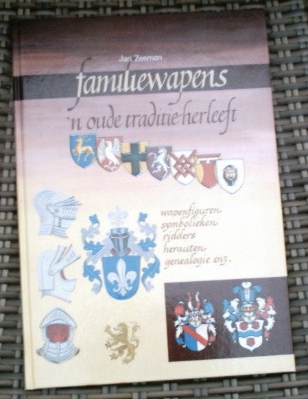 Familiewapens 'n oude traditie herleeft. Jan Zeeman., Ophalen of Verzenden, Zo goed als nieuw