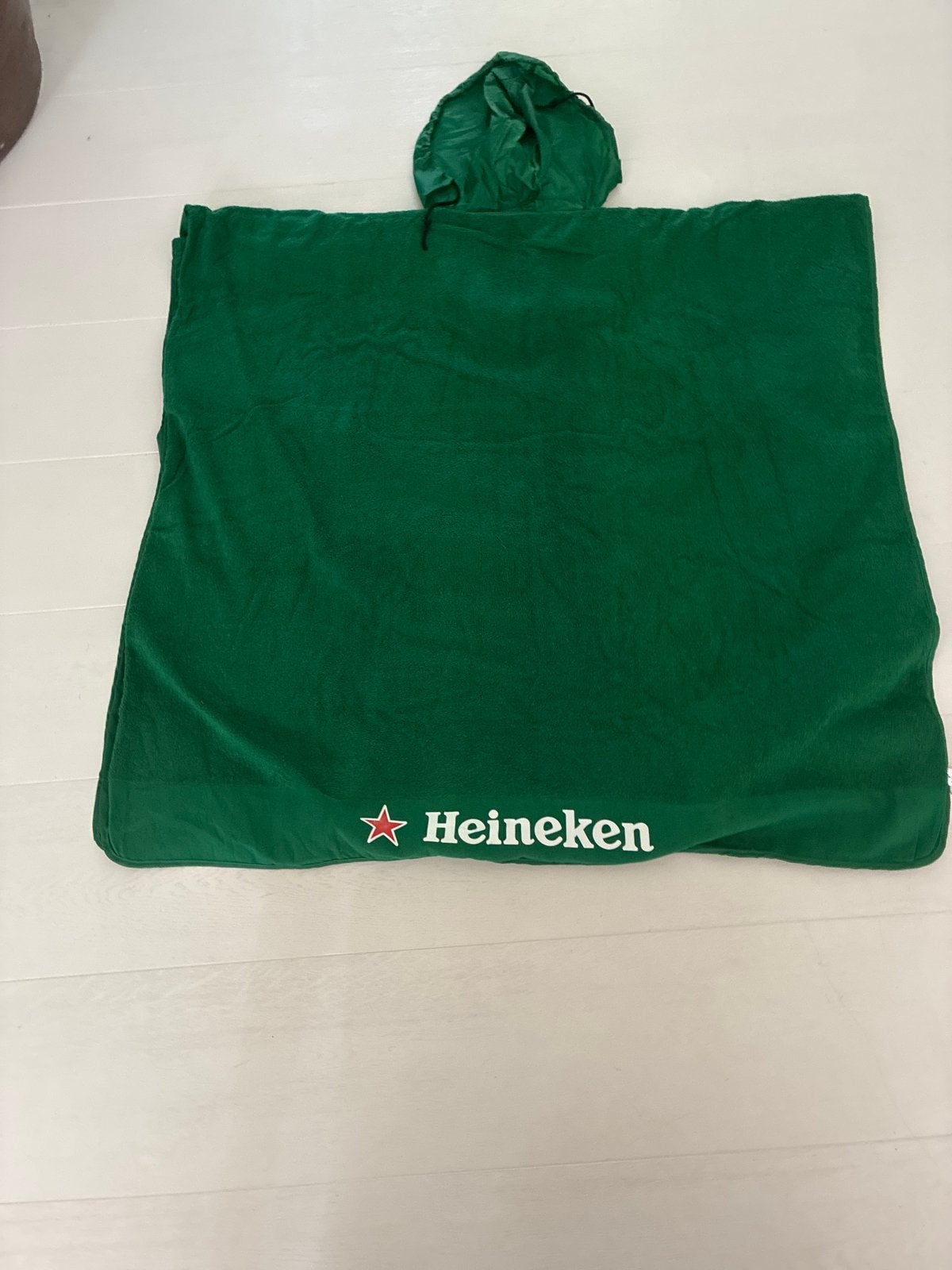 Heineken Poncho / Honcho / Badlaken in 1, Ophalen of Verzenden, Zo goed als nieuw, Heineken