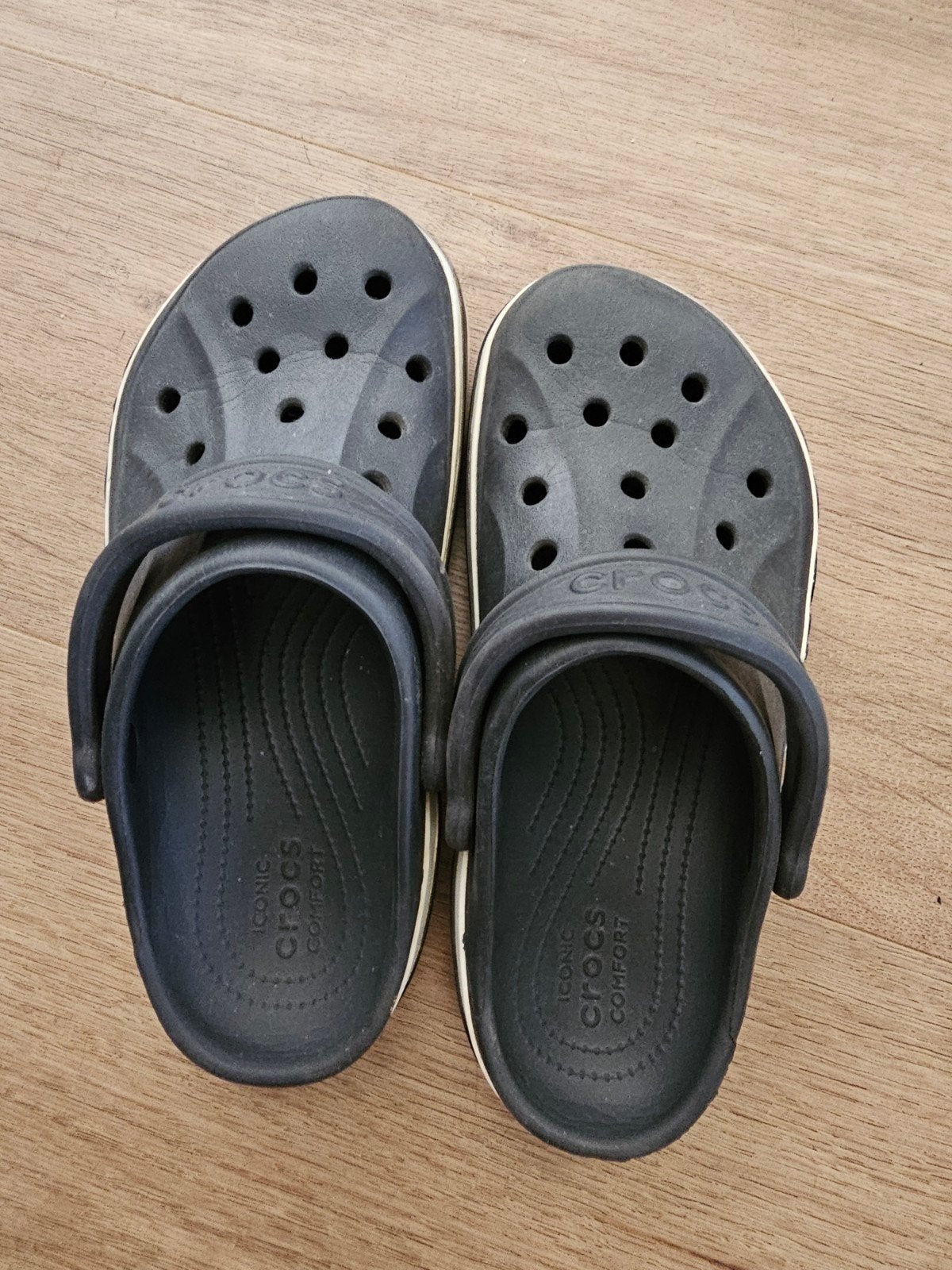 Crocs clogs maat 36/37 - Zwart met witte streep, Ophalen of Verzenden