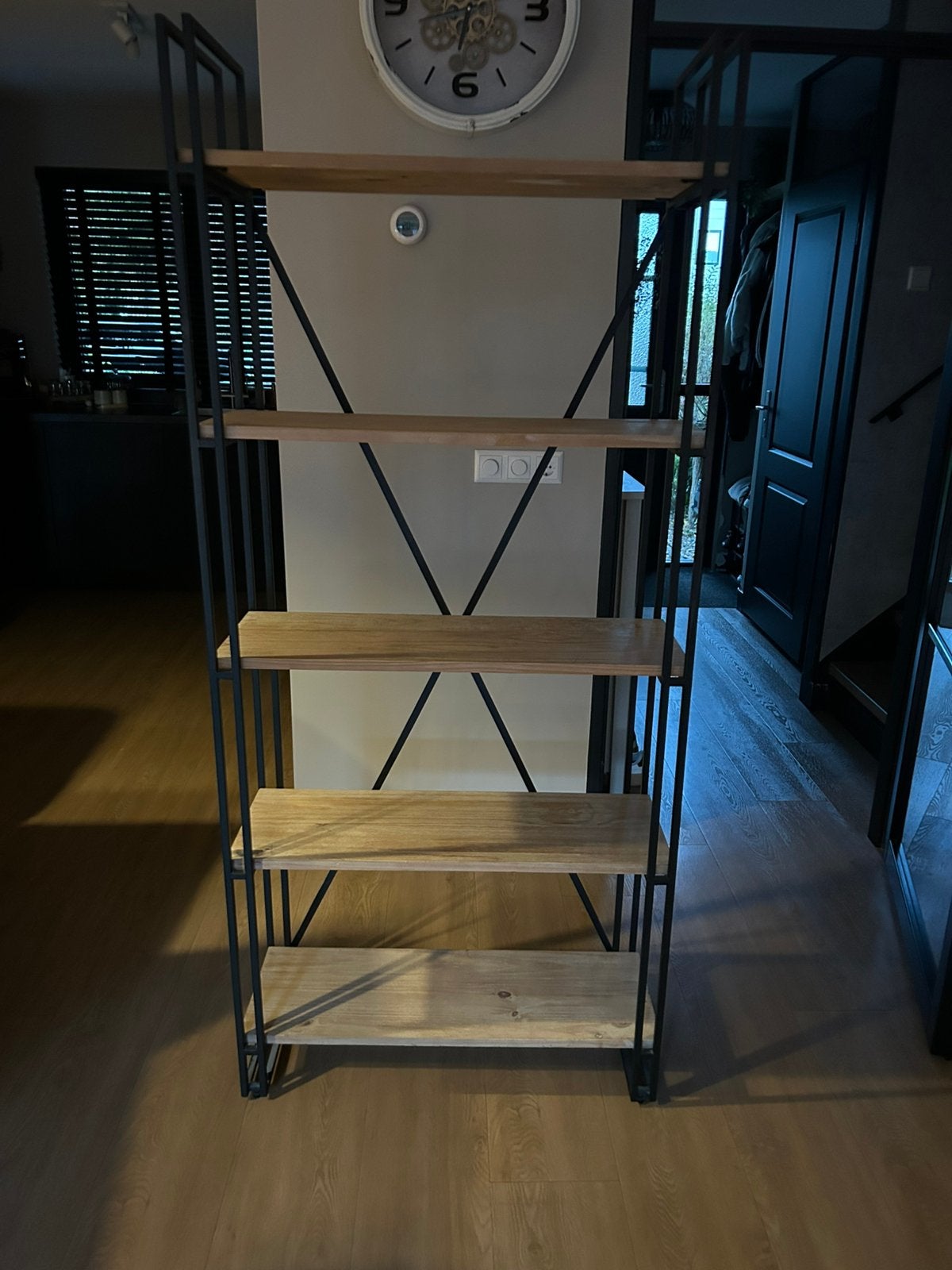 Stellingkast, Ophalen, Gebruikt