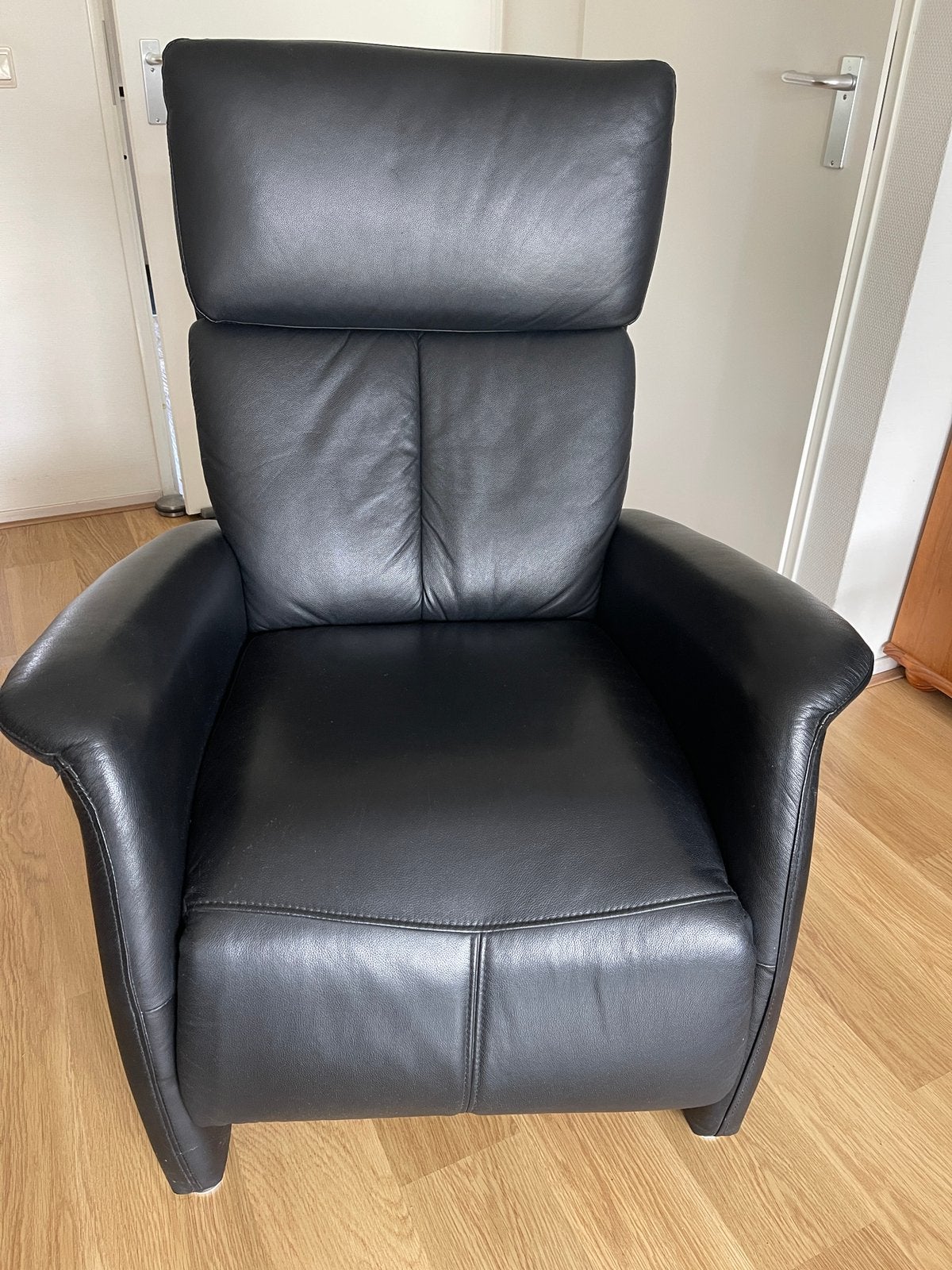 Relax fauteuil (zwart), Ophalen, Gebruikt, Minder dan 75 cm, Leer